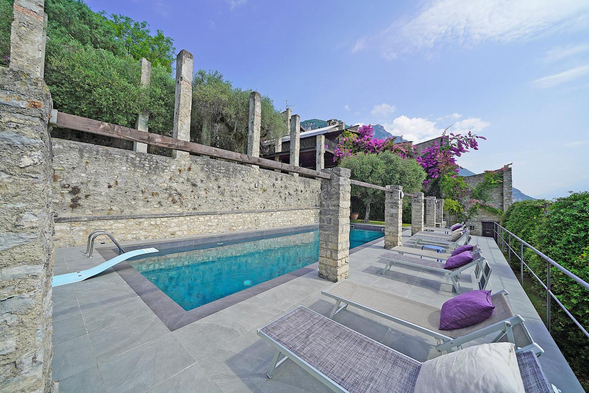 Villa Rachele: Stunning Luxury Villa In Centre Gargnano With Private Pool And Breathtaking Views Buitenkant foto