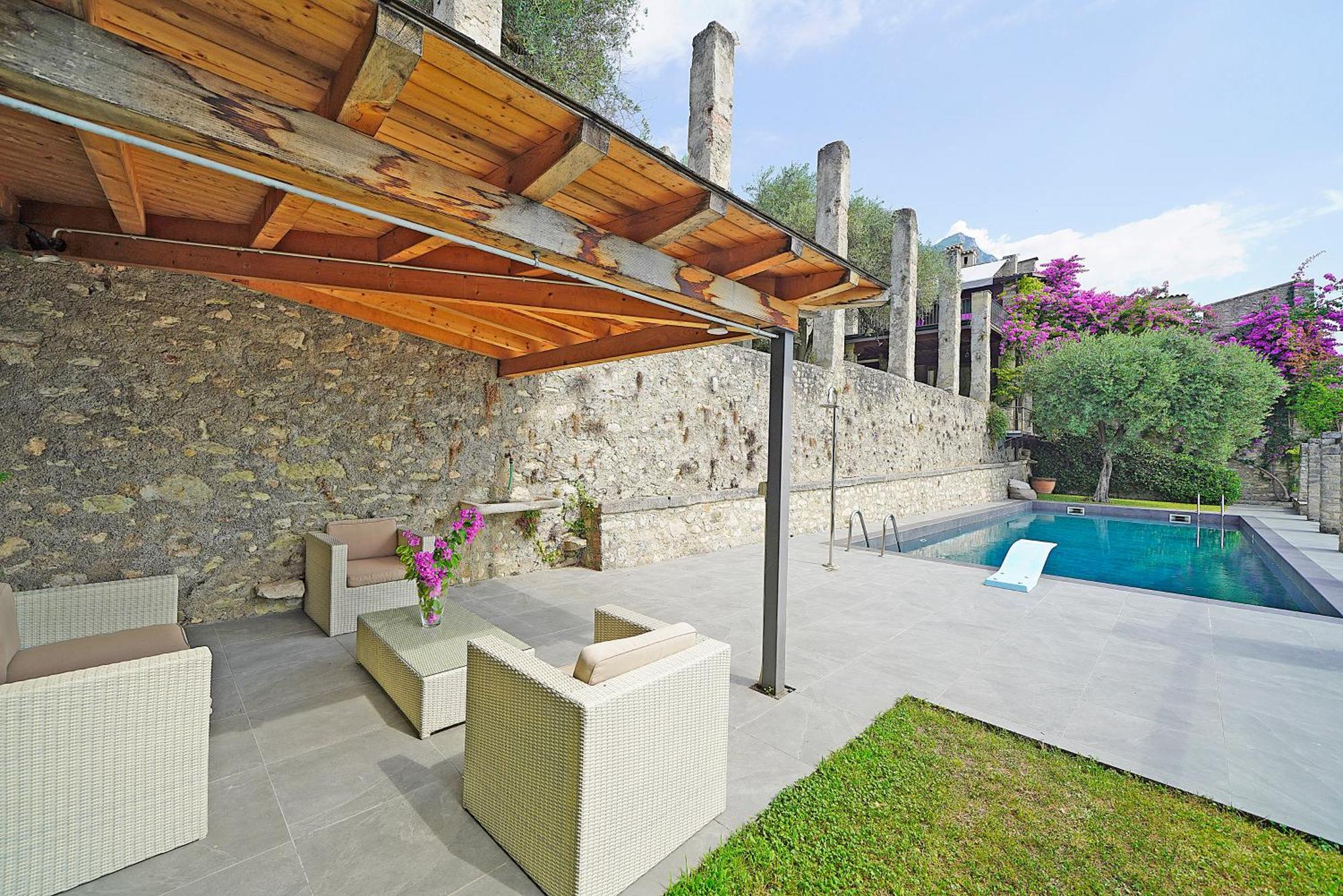 Villa Rachele: Stunning Luxury Villa In Centre Gargnano With Private Pool And Breathtaking Views Buitenkant foto